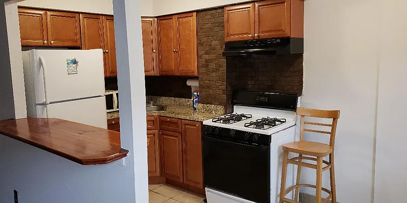 Rented by US # 1 Realty | media 9