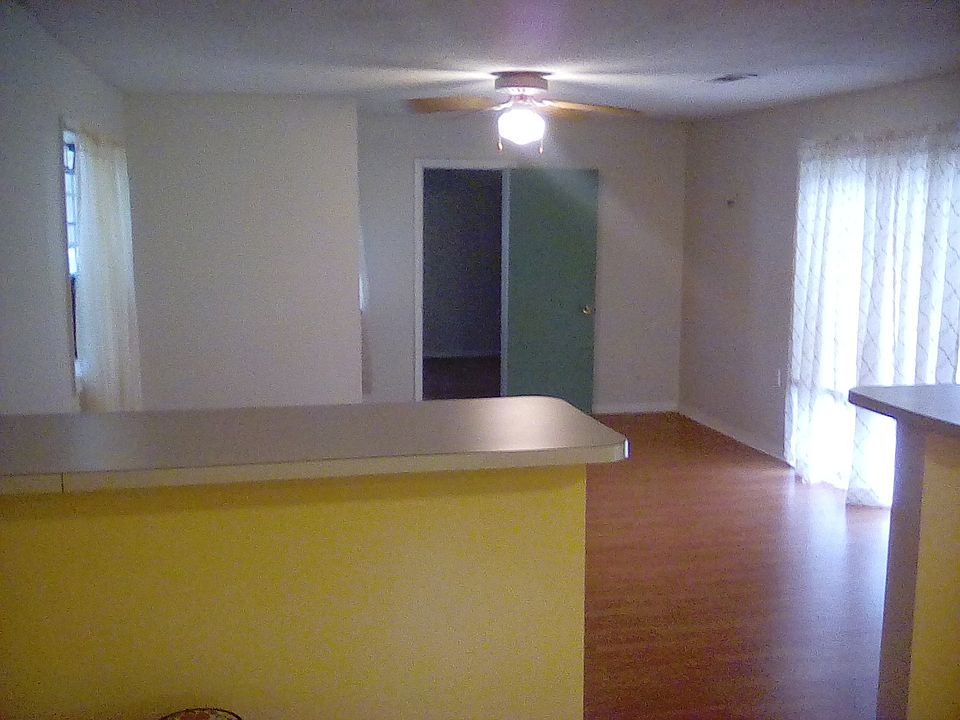 2nd image of 2111 20th Ave