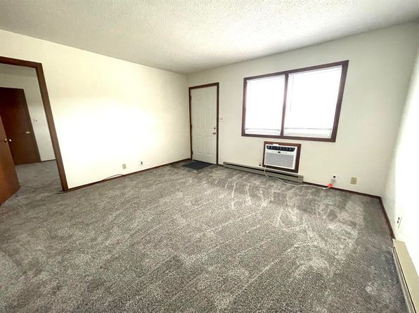 400 E College St #E6