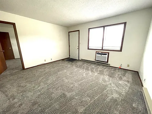 400 E College St #E6 Photo 1