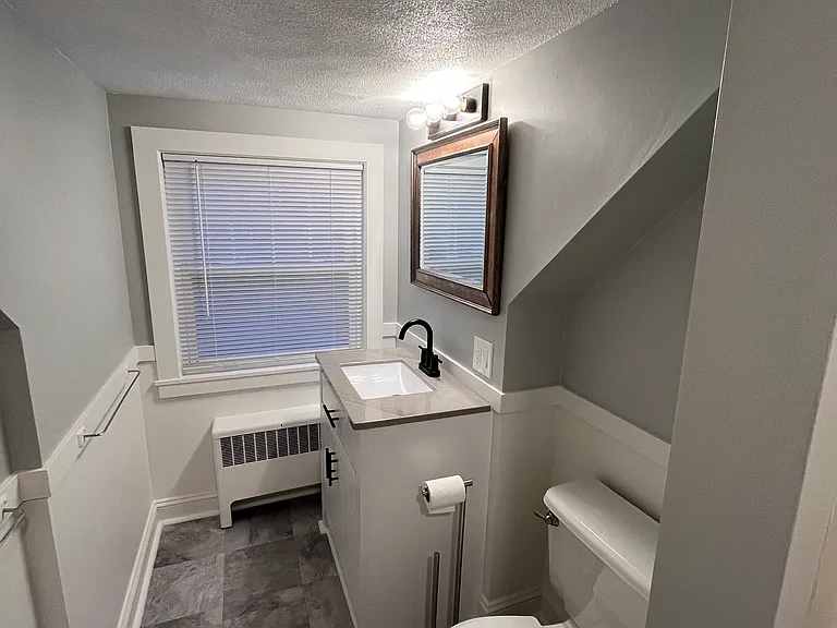 142 Elm St #5 — Photo 5
