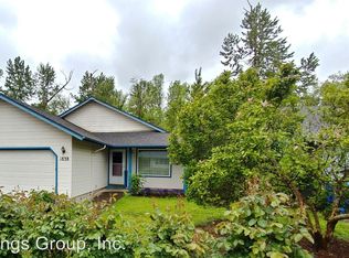 1838 Labona Dr, Eugene, OR 97404