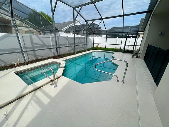 3rd image of 8105 Santee Dr