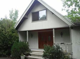 45 Chandra Ln, Shady Cove, OR 97539