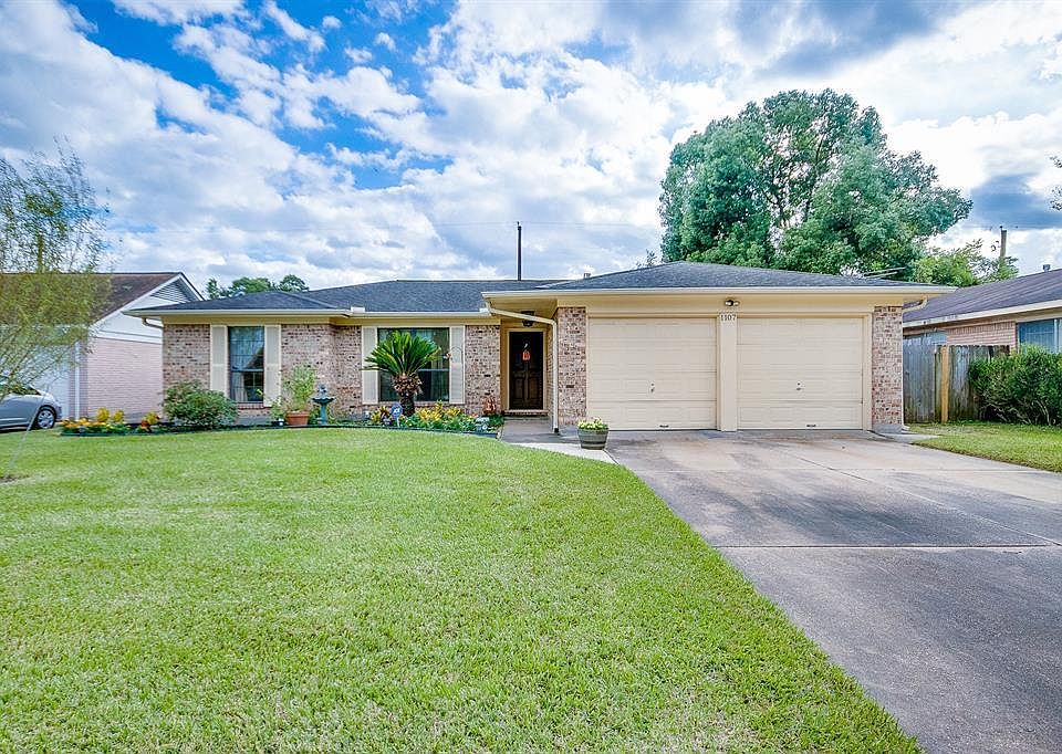 1107 Helms Rd, Houston, TX 77088 | Zillow