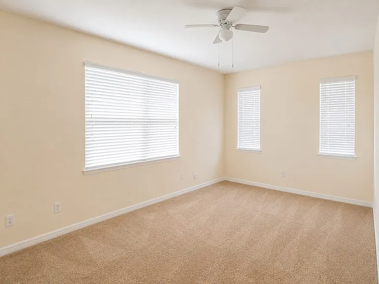 1460 Equinox Cir — Photo 12