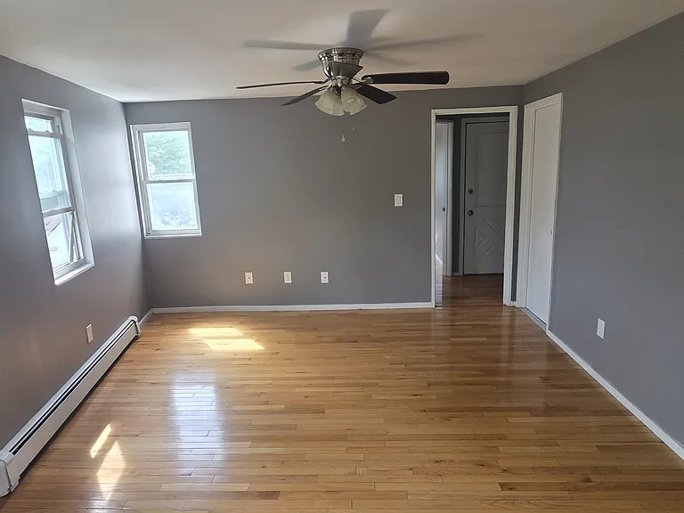 59 Jasset St #3 — Photo 4