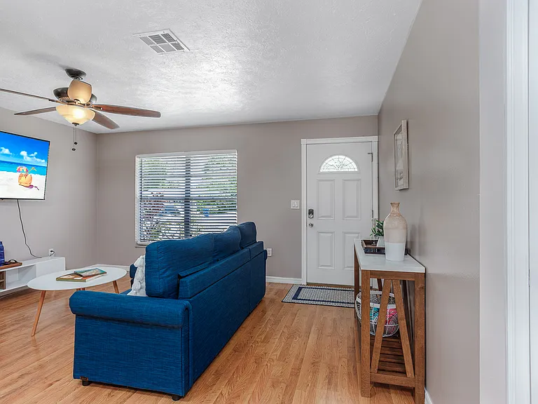 5876 Countrywood Dr — Photo 7