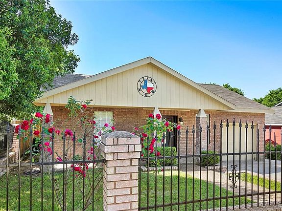 3rd image of 2710 Christine Ct