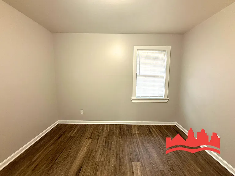 3575 Kensett Dr — Photo 11
