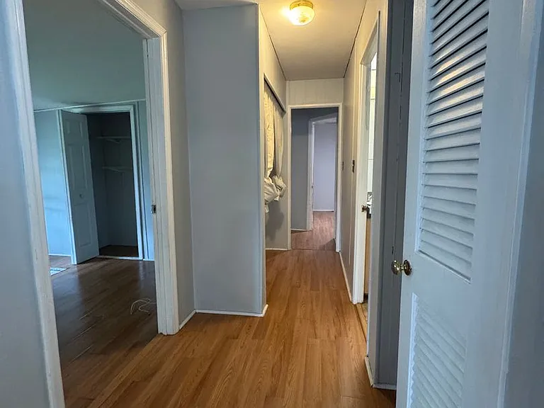 534 Oak Rdg E — Photo 9