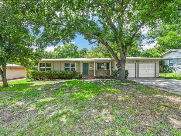 3936 Piedmont Rd, Fort Worth, TX 76116