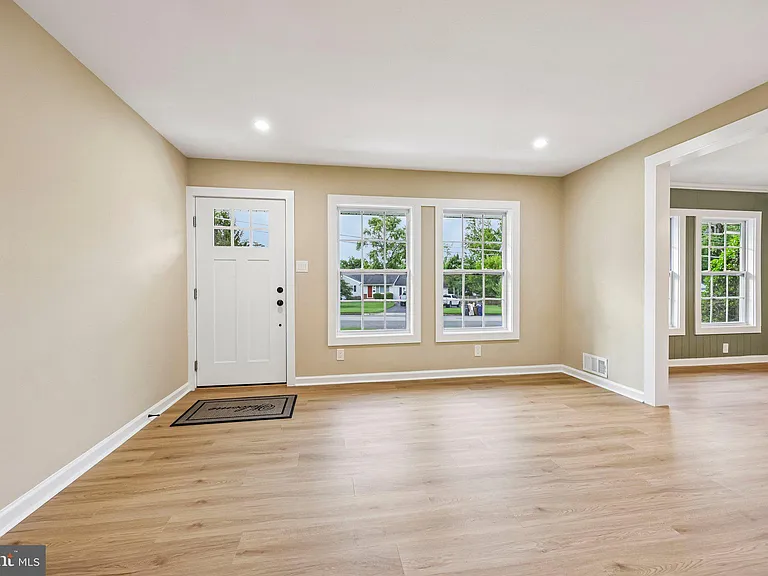 7200 Vellex Ln — Photo 7