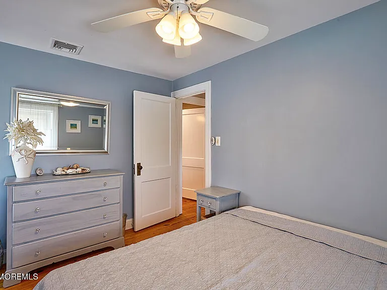 304 Arnold Ave — Photo 29