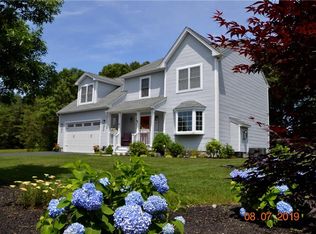 39 Austin Meadows Ln, North Kingstown, RI 02852