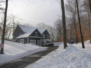 119 Emerald Glen Ln, Salem, CT 06420
