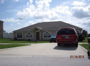 3405 Glossy Leaf Ln, Clermont, FL 34711