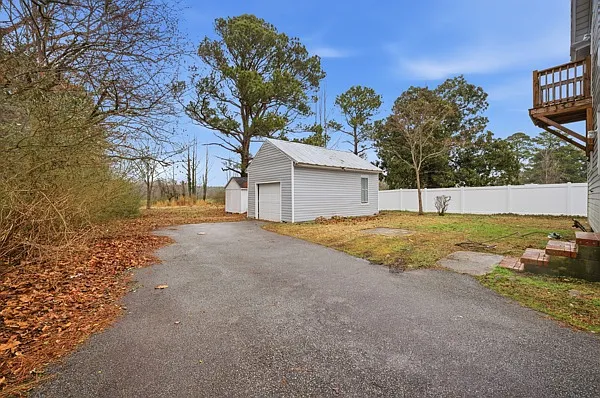 6329 Whaleyville Blvd — Photo 18