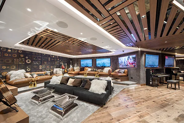 Rented by Compass | media 20