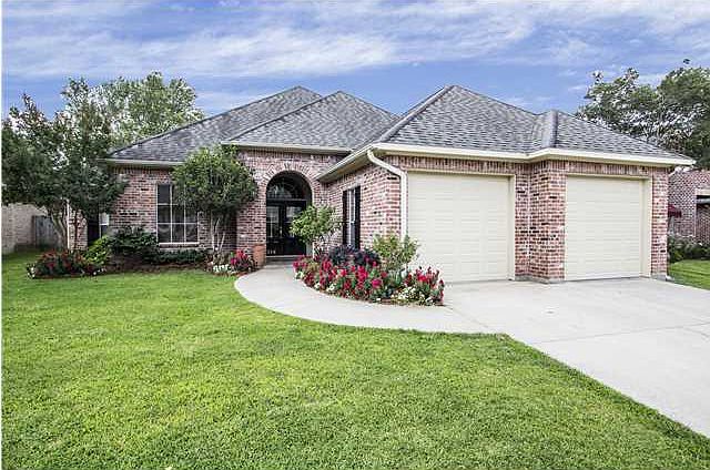 1st image of 219 Sandhurst Dr