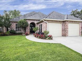219 Sandhurst Dr, Lafayette, LA 70508