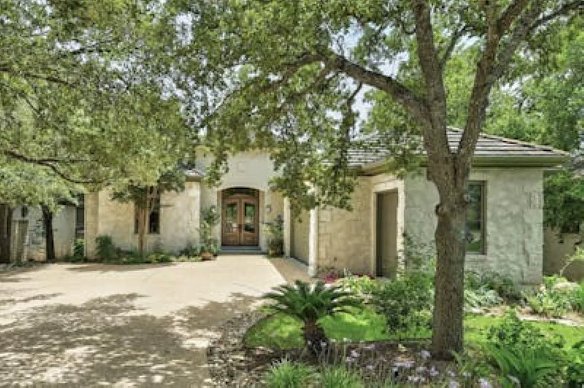 Building Photo - 2305 Barton Creek Blvd #29
