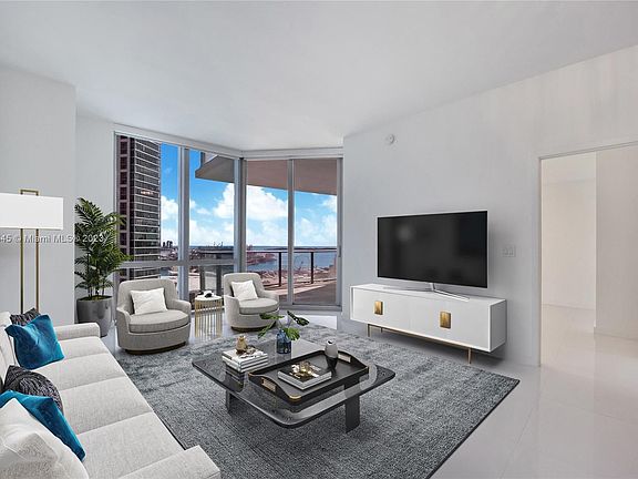 3rd image of 851 NE 1st Ave #2407