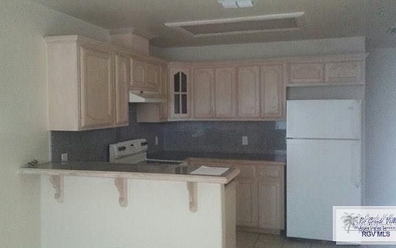 2nd image of 314 E 2nd St #B
