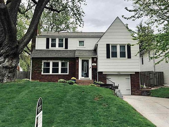 Great curb appeal