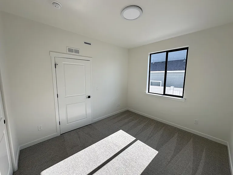 3791 Morningside Pkwy — Photo 12