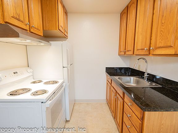 5th image of 1238 Regent St APT G