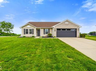204 Oakview Dr, Mooresville, IN