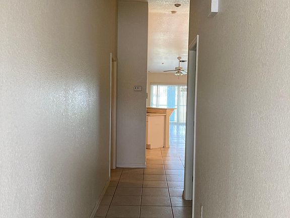 2nd image of 921 SE 13th St
