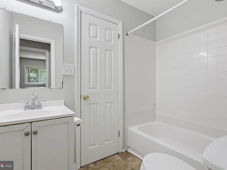 1211 Springtide Pl — Photo 18