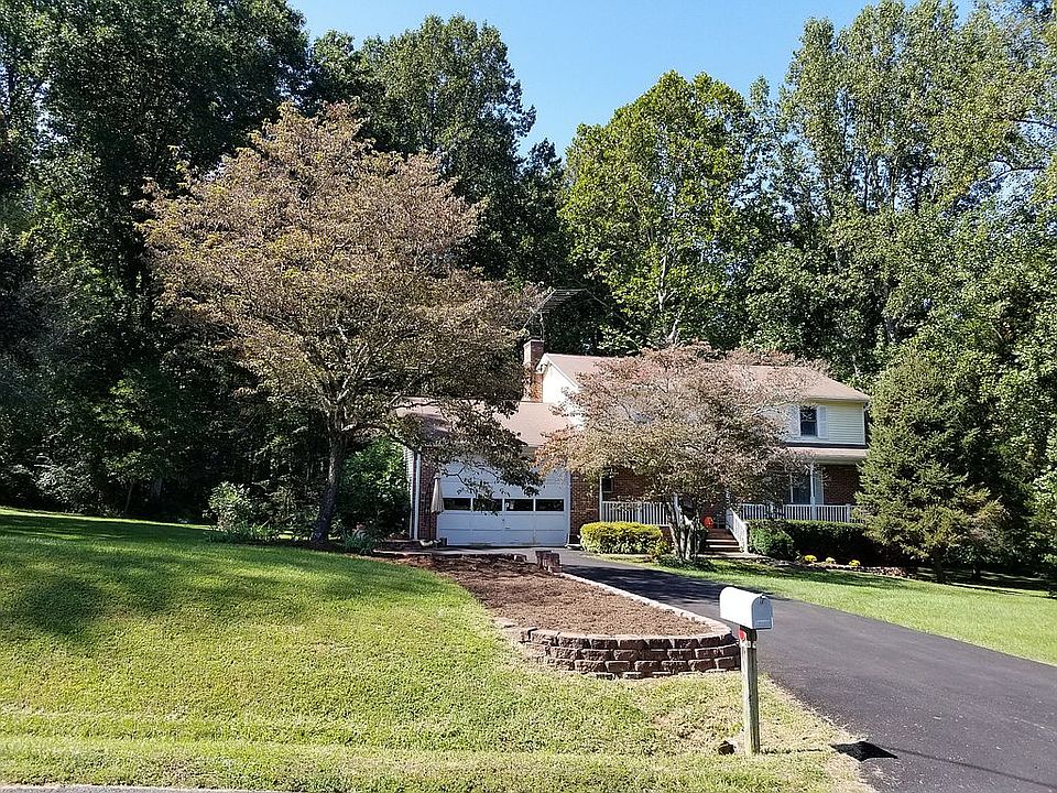 1st image of 1 Rosepetal St