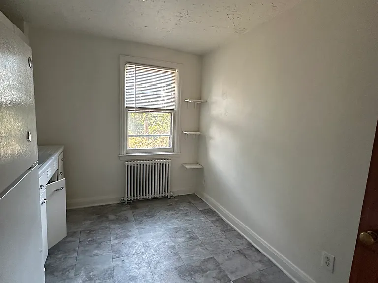 3529 Pelham Ave #2 — Photo 3