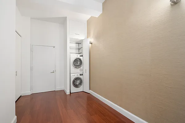 Rented by Douglas Elliman | media 14