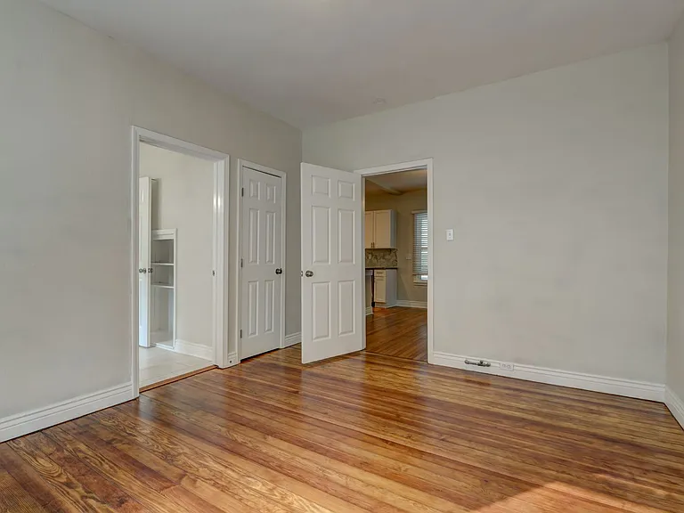 1932 W Huisache Ave — Photo 31