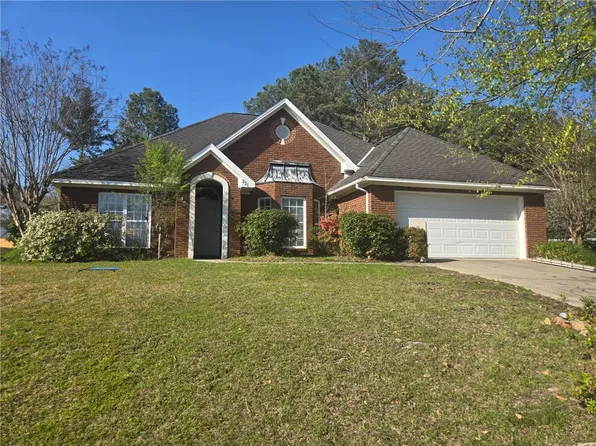 221 Belmonte Dr, Auburn, AL 36830