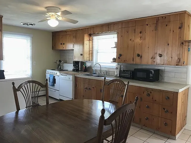 Bonnet Shores Weekly Summer Rental — Photo 4