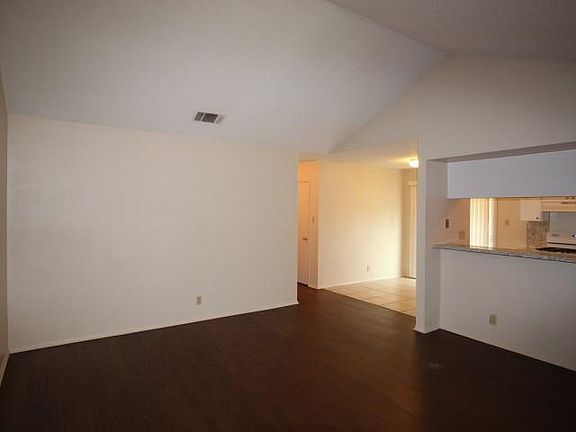 2nd image of 1815B Nicole Cir