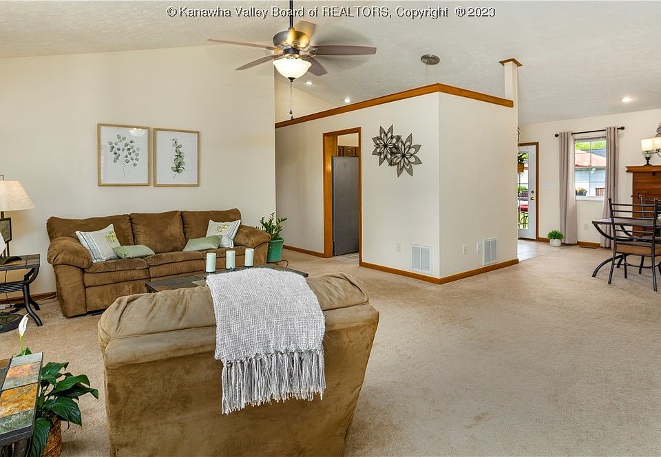 403 Pebble Creek Dr, Fraziers Bottom, WV 25082 Zillow