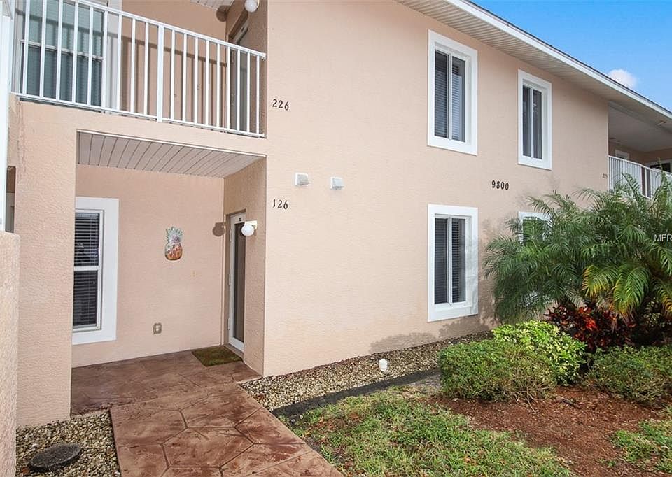 1st image of 9800 Fiddlers Green Cir #7