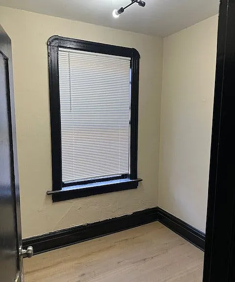 3630 Iowa Ave #1F — Photo 12
