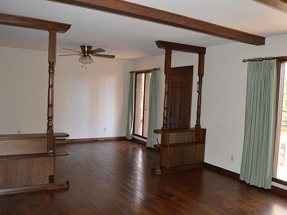 5th image of 109 Yosemite Dr