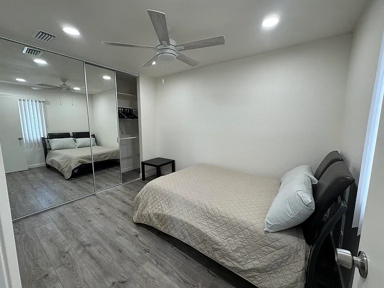 48728 Desert Flower Dr — Photo 24