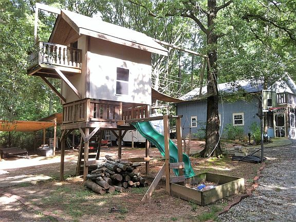 Fort and Guest House