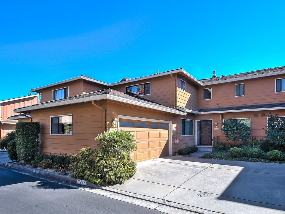 1st image of 12245 Atrium Cir