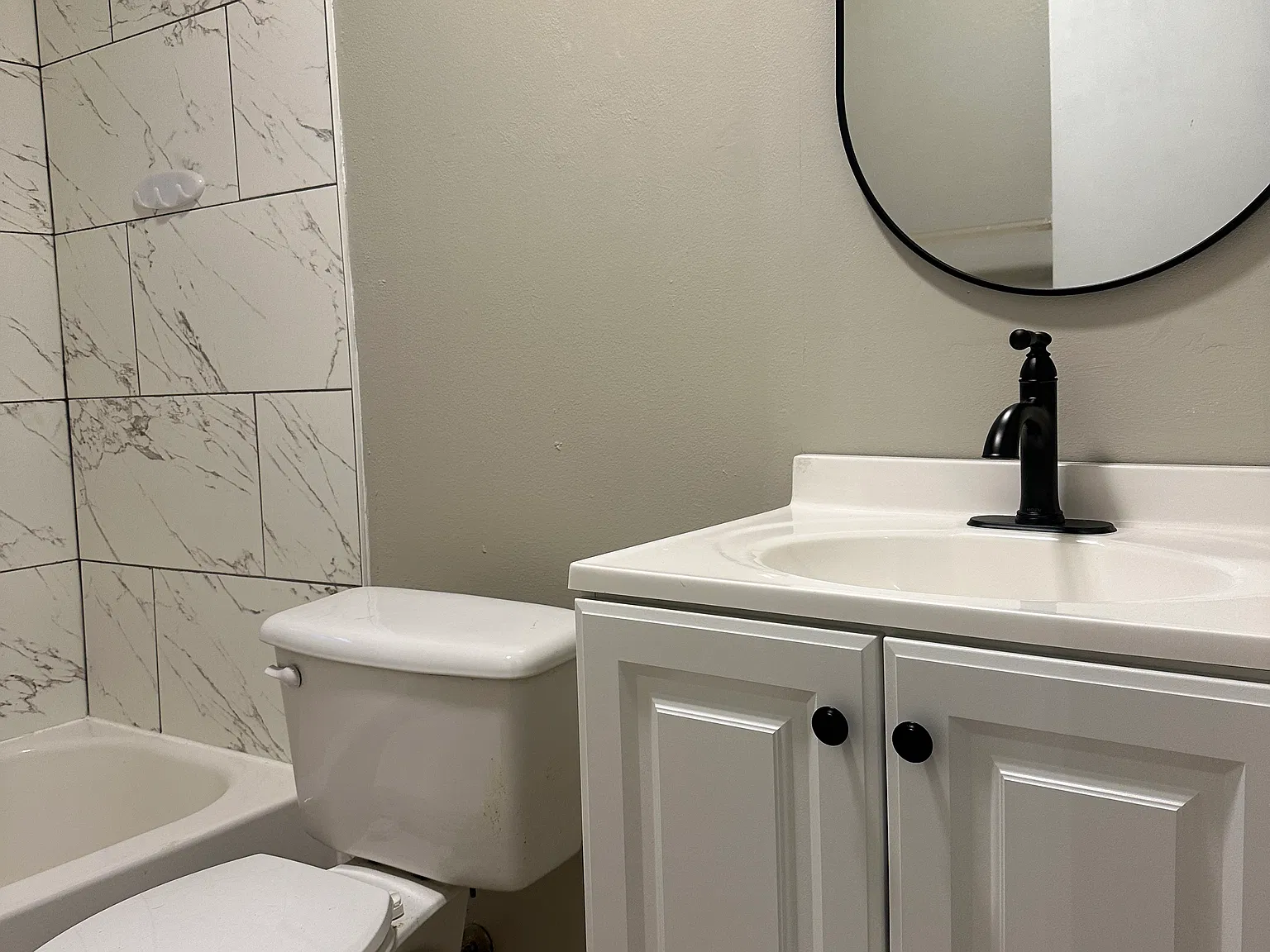 5411 Satsuma Dr — Photo 2