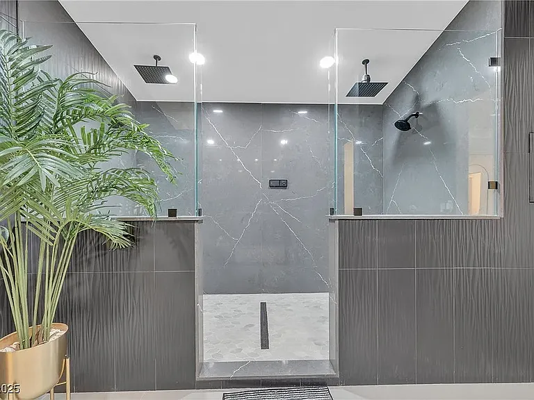 2728 Monrovia Dr — Photo 28